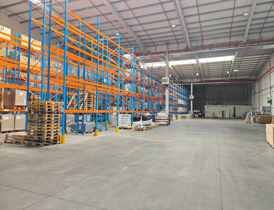 Hala Magazynowa - powierzchnia 2278m2 + 414m2 biur