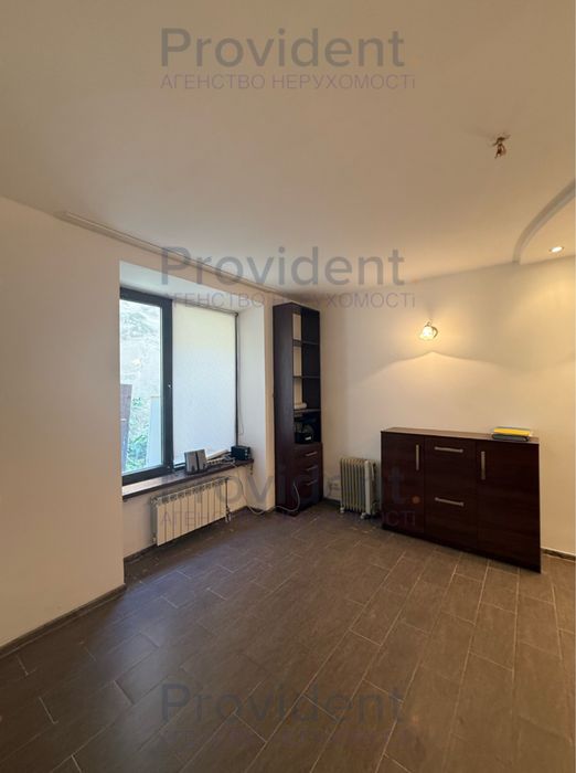 Продаж приміщення у центрі Ужгороду