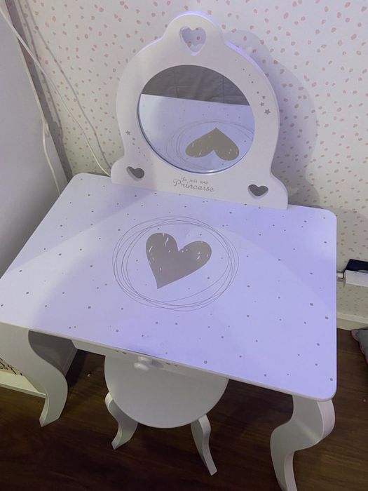 Toucador menina (semi novo)