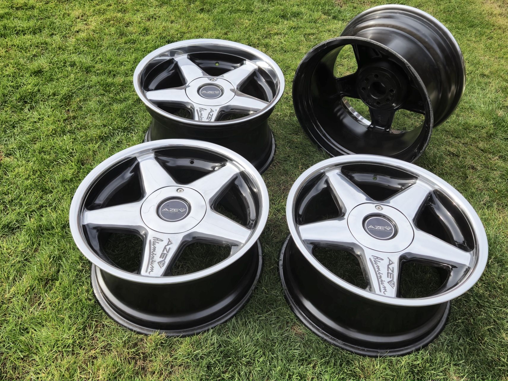 AZEV C 17 J8.5/J10 ET15 4X100/4X98