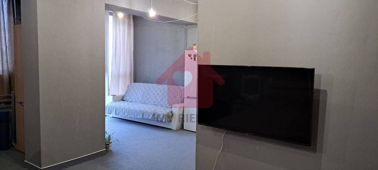 Продаж однокімнатної квартири по вул.Лінтура