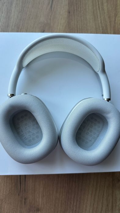 AirPods Max Нові