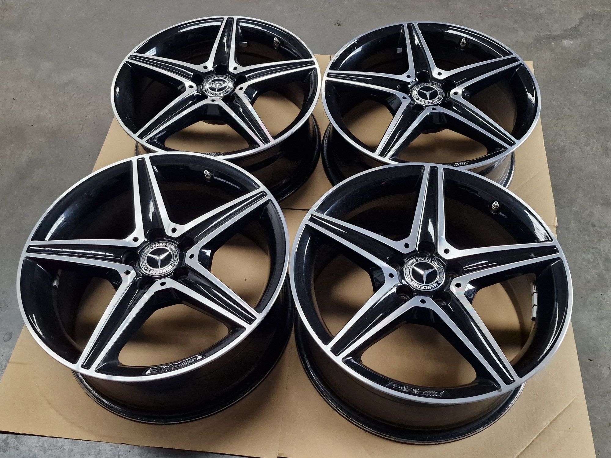Felgi Aluminiowe Mercedes AMG 18  5x112