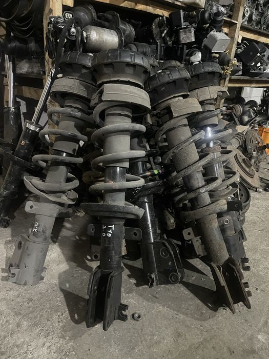 Амортизатор Стойка Стійка Renault Trafic 3 Opel Vivaro 2014+