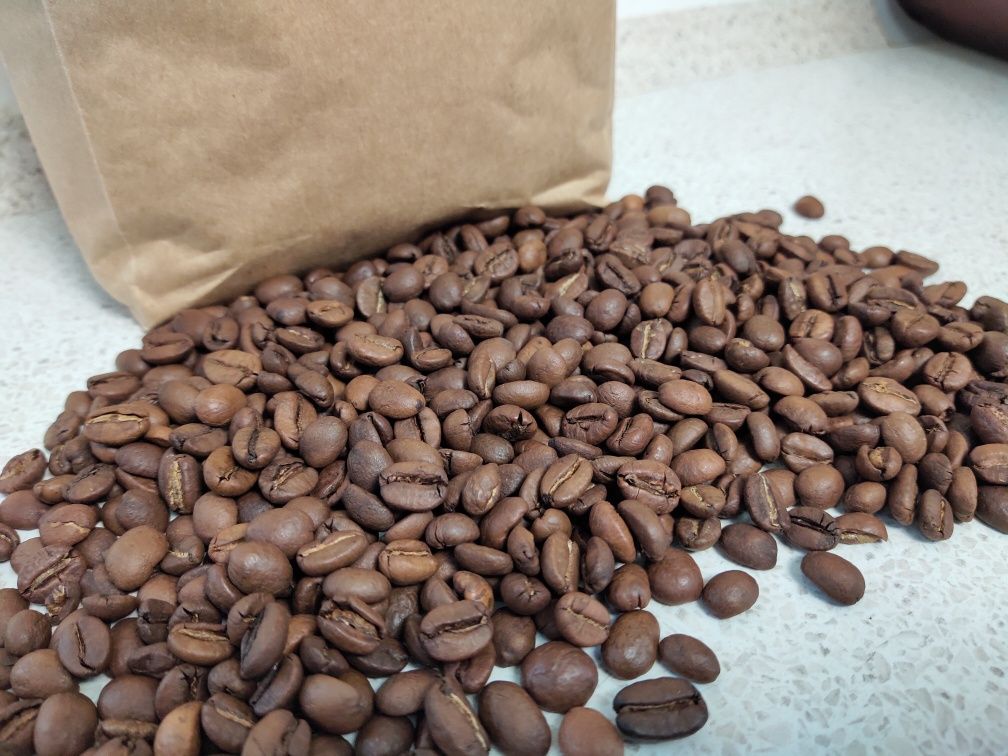 Кофе, Кава в зернах и олотый опт и розница средней обжарки 1кг