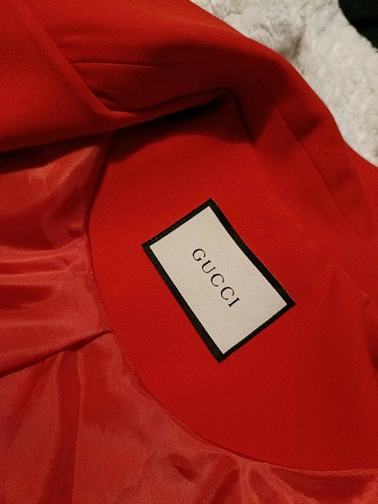 Marynarka Gucci.