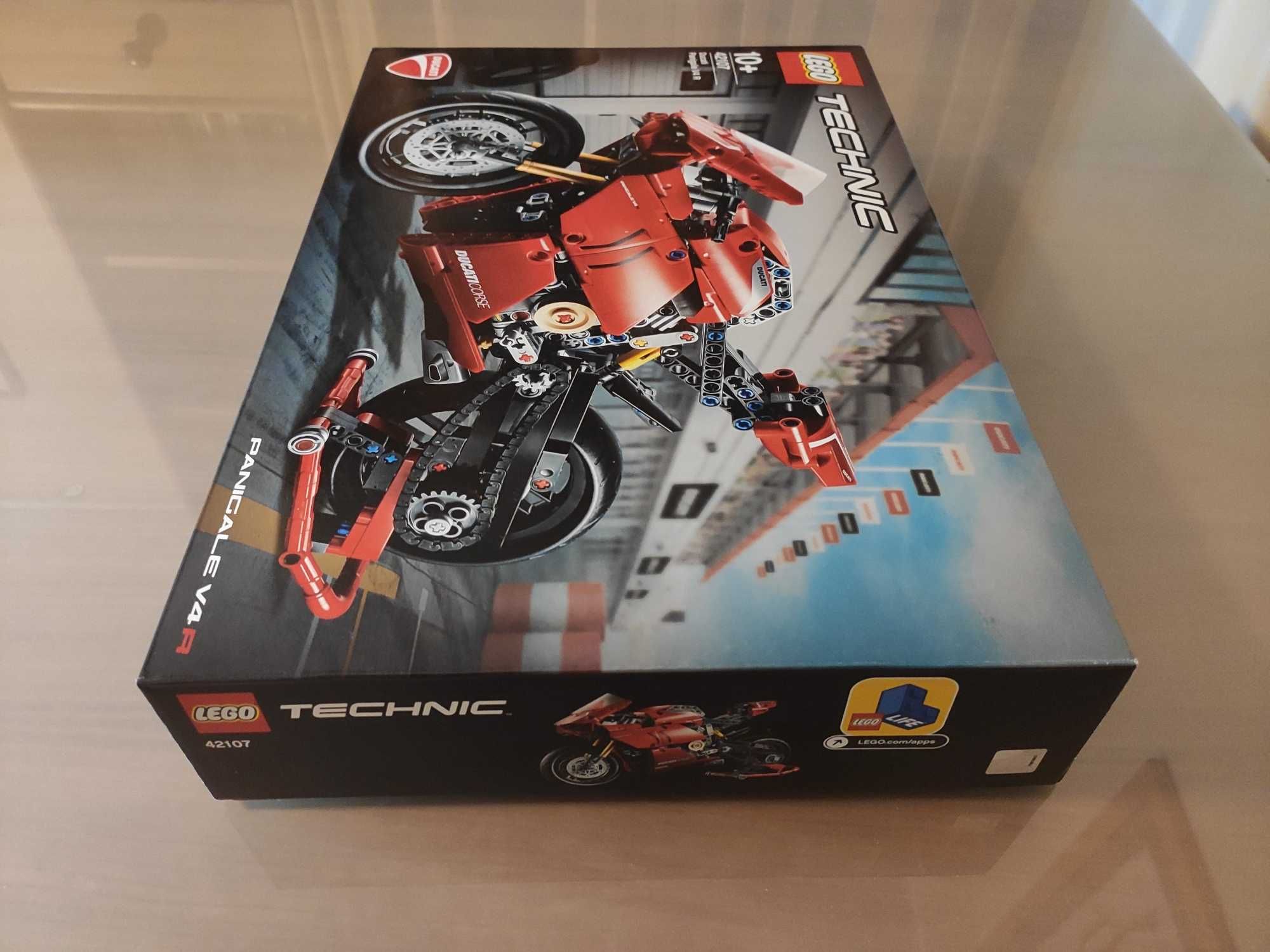 Lego Technic - Ducati Panigale V4 R 42107