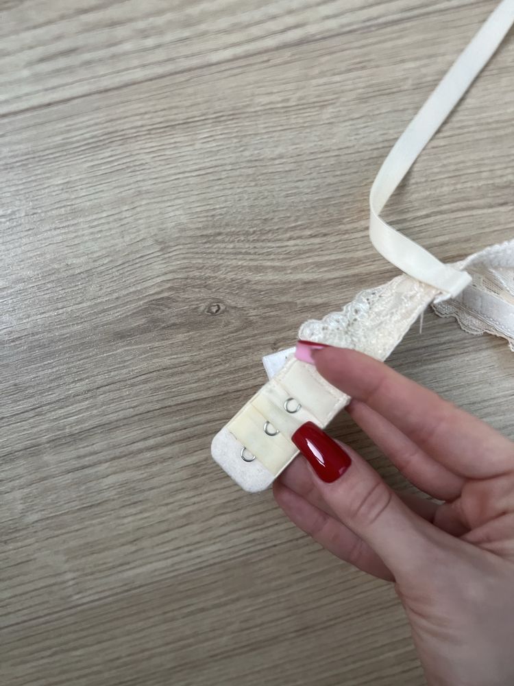 Biweier 75 A kremowy beżowy biustonosz stanik push up push-up