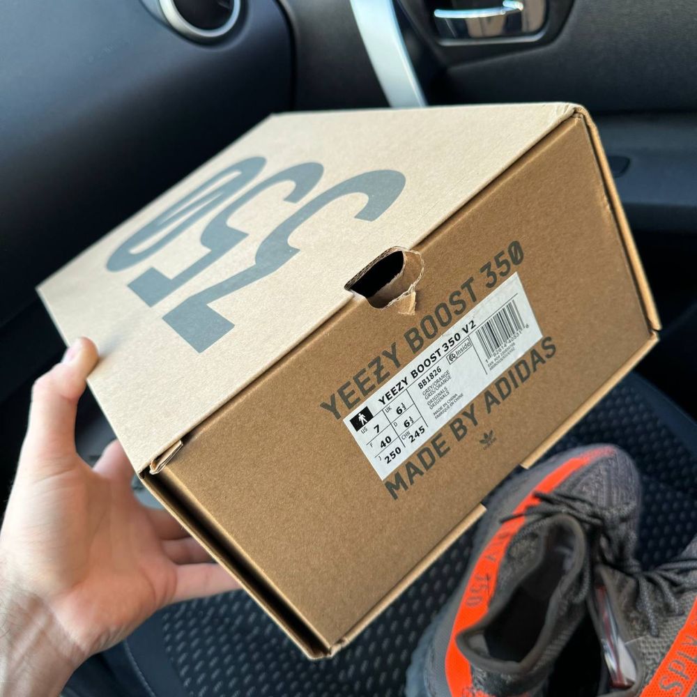 Чоловічі жіночі кросівки изи adidas YEEZY Boost 350 V2 Dark Beluga