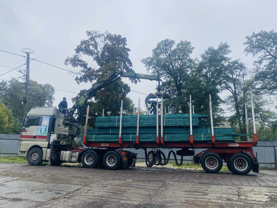 Wiezba dachowa /Tarcica iglasta