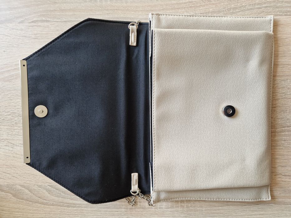 Mała torebka, elegancka, kopertówka,  typu listonoszka, stan idealny