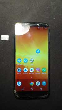 Motorola E5 cinzento e cartão microsd