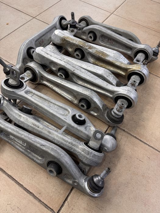 Прямой нижний рычаг tesla model Y