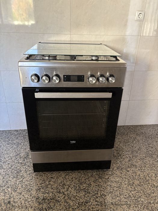 Fogão a Gás e Forno Eletrico