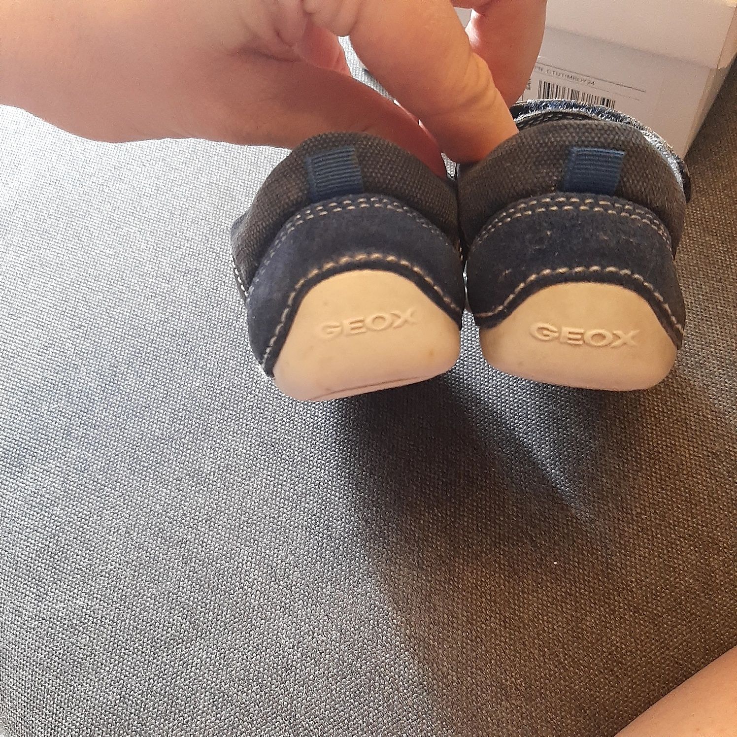 Buty dla chlopca firmy Geox do nauki chodzenia , rozmiar 20