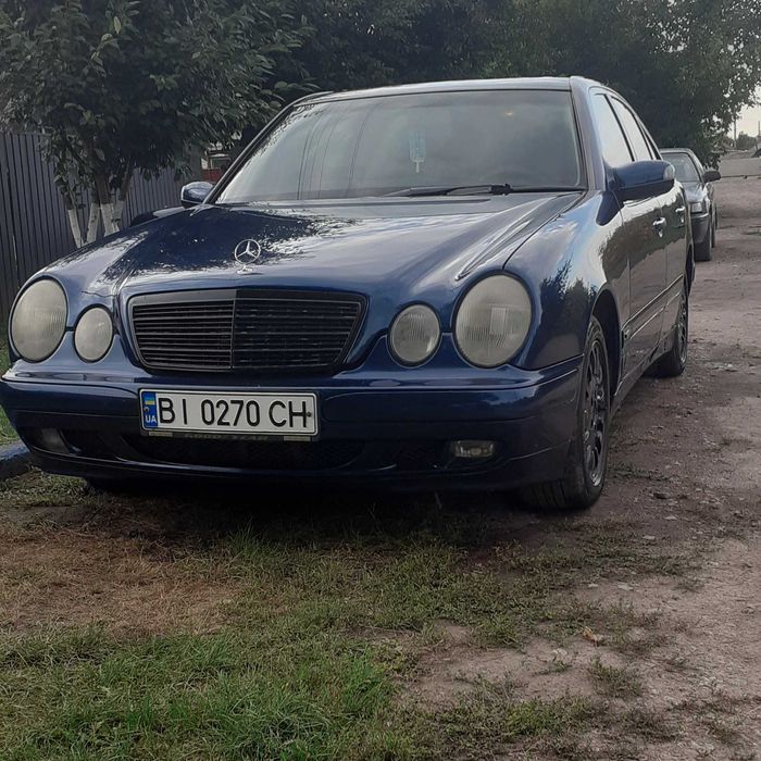 Мерседес 210  е 240