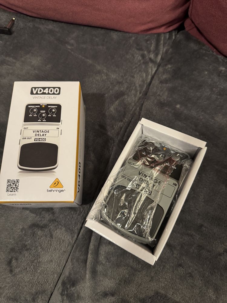 Behringer VD400 delay