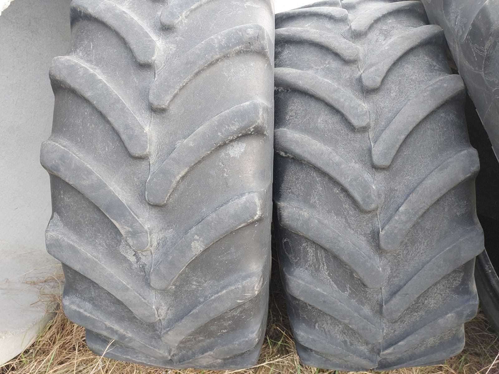 Opony Firestone 480/65/28 nie 480/65R28 - 2 szt. bez napraw z 2012 r.