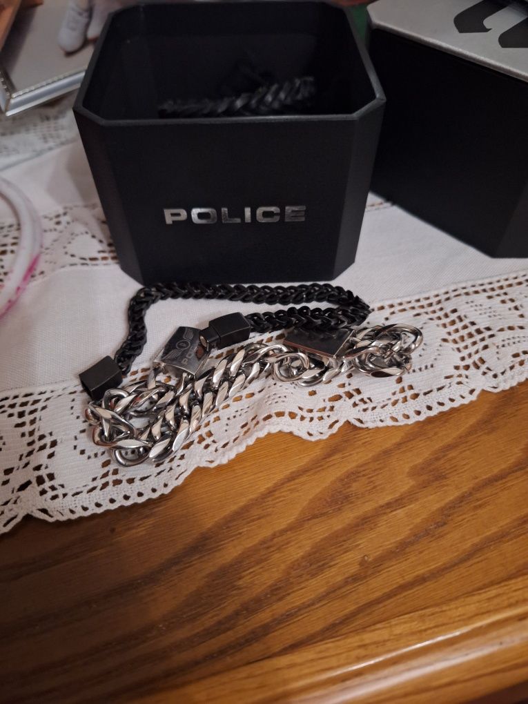 Pulseiras police