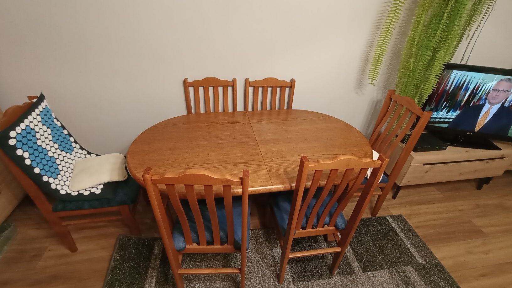 Sprzedam stół i krzesła