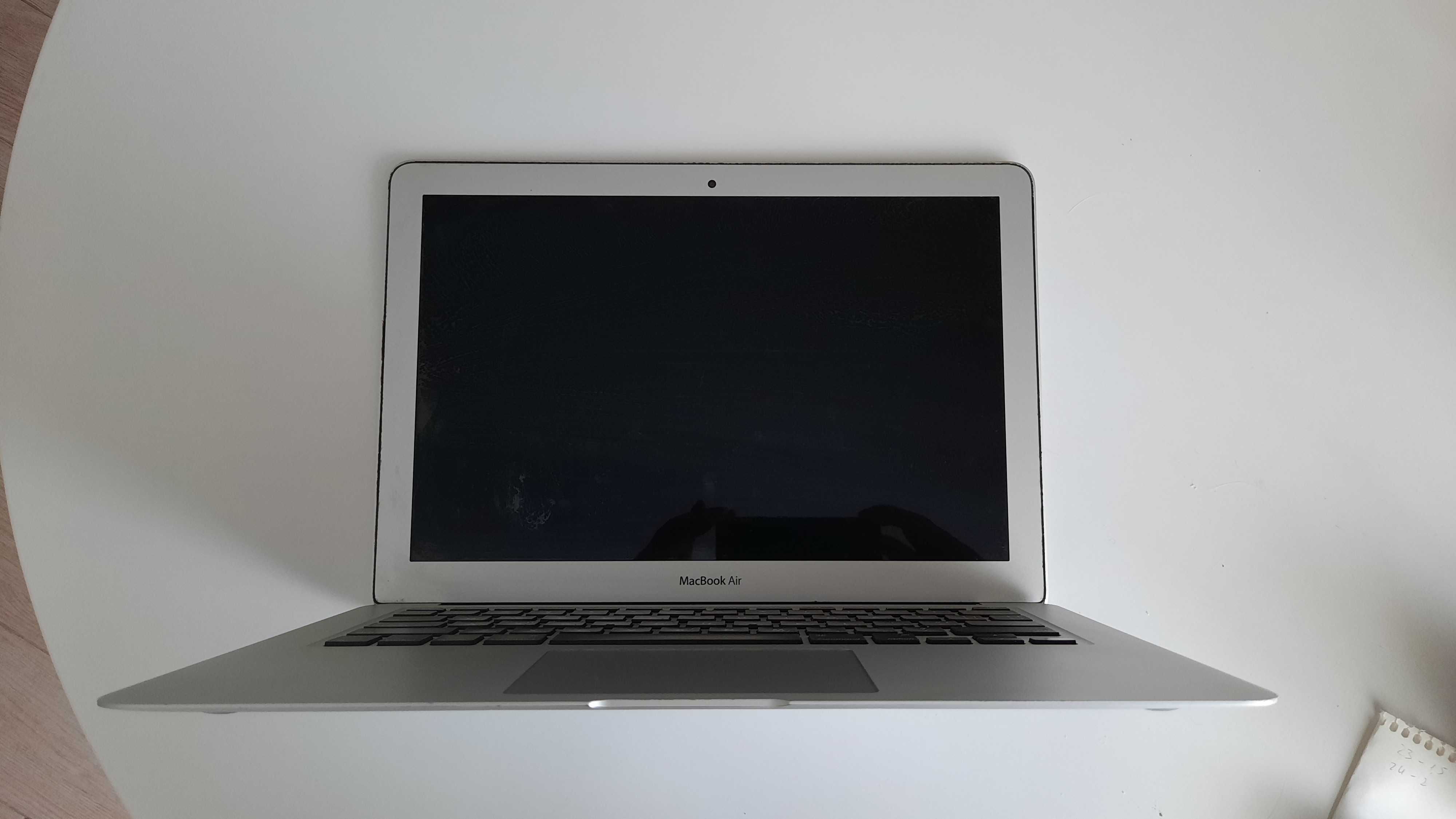 MacBook Air 13 дюймів early 2015 i5/8/128