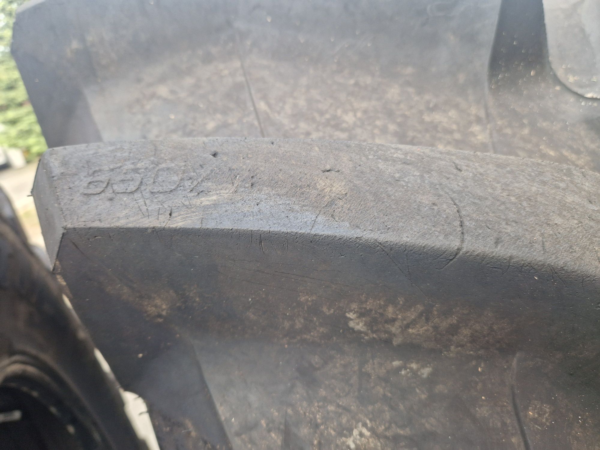 Opona 650/75r38 trelleborg TM 900