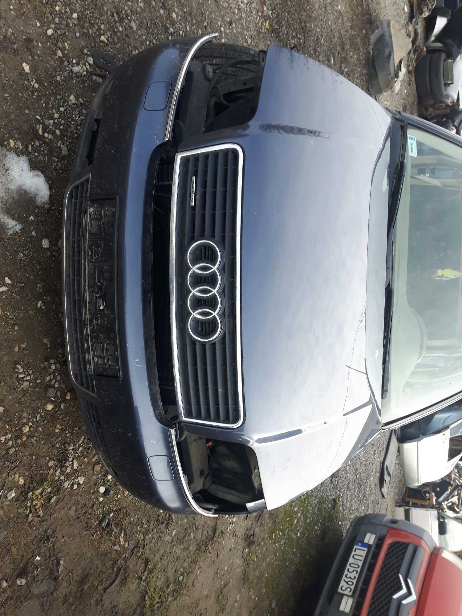AUDI A6 c5 3,0 B  01 r Napęd tył zawieszenie , lamy tył  i inne LY5X