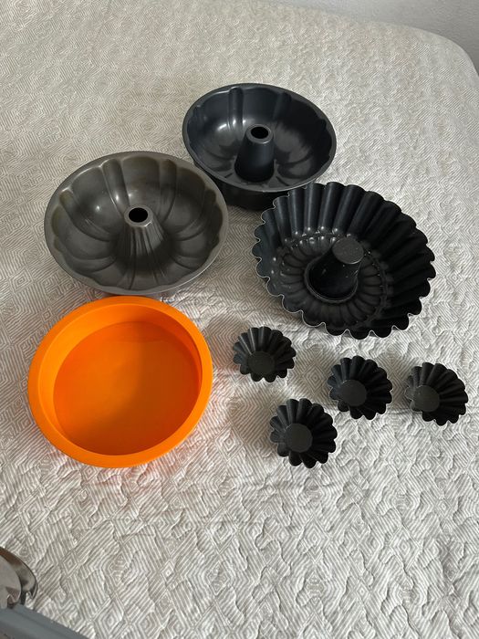 Formas para bolos abaixo de 1/2 do preço