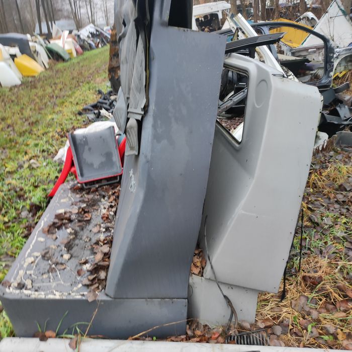 Mercedes sprinter Vito renault Trafic Vivaro T4 zabudowa owiewka