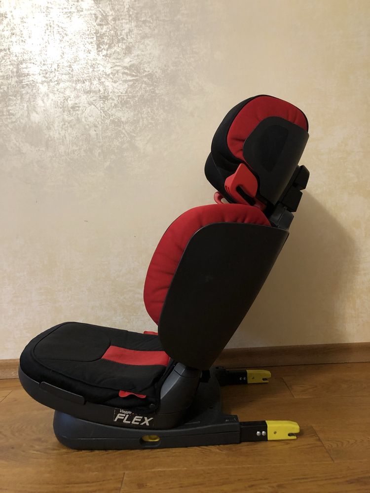 Автокрісло Peg Perego