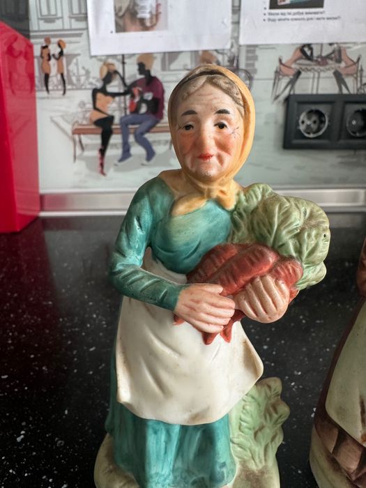 Статуетки висота  14,5 см