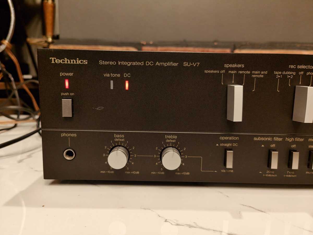 TECHNICS SU-V7 ! Uszkodzony ! Do naprawy lub na części