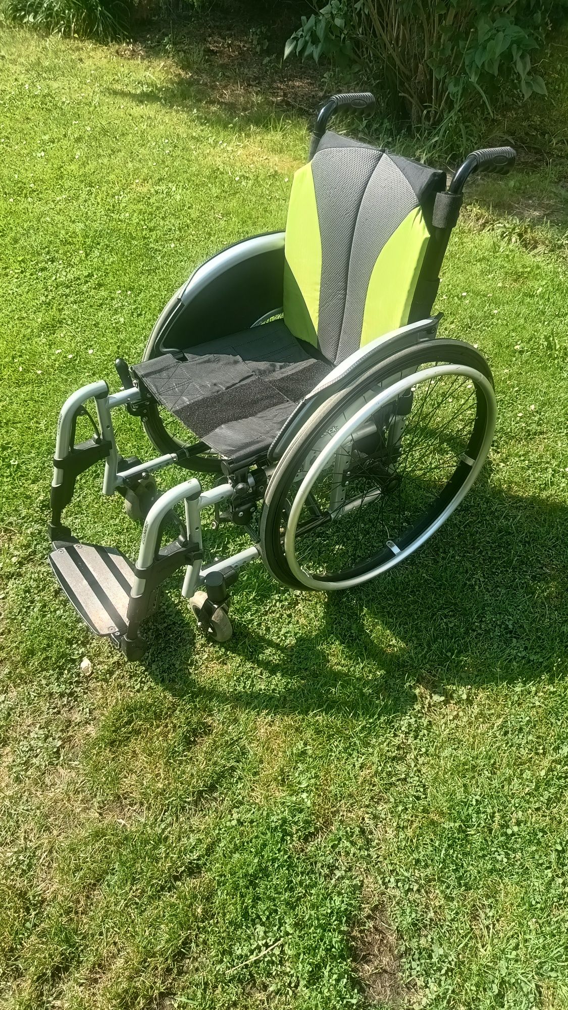 Wózek inwalidzki aktywny
