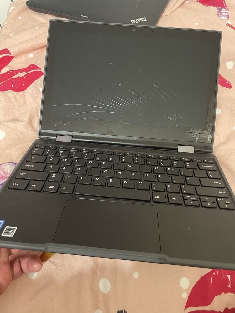Lenovo 300e 2nd Gen Ноутбук и Планшет 2-in-1 N4100 1.10GHz 4GB 64GB