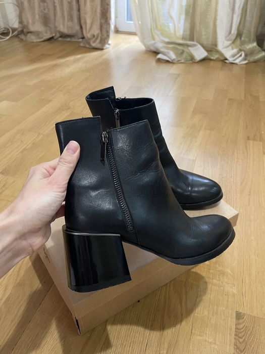 Черевики жіночі шкіряні