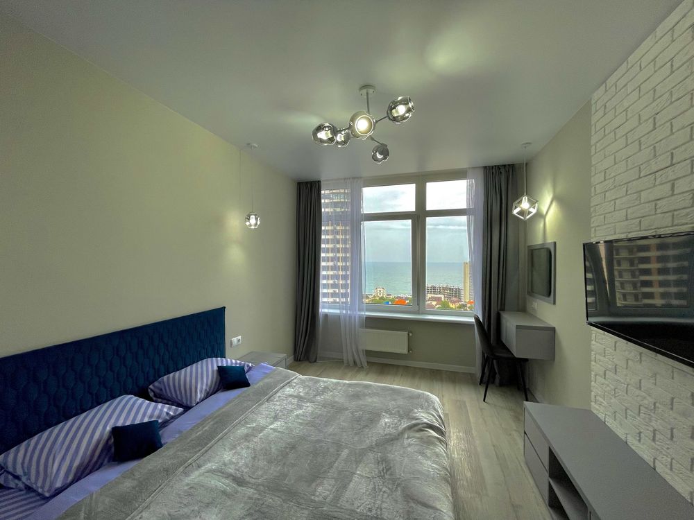 Аркадия 2 ком кв вид моря  ..Каманина 16а