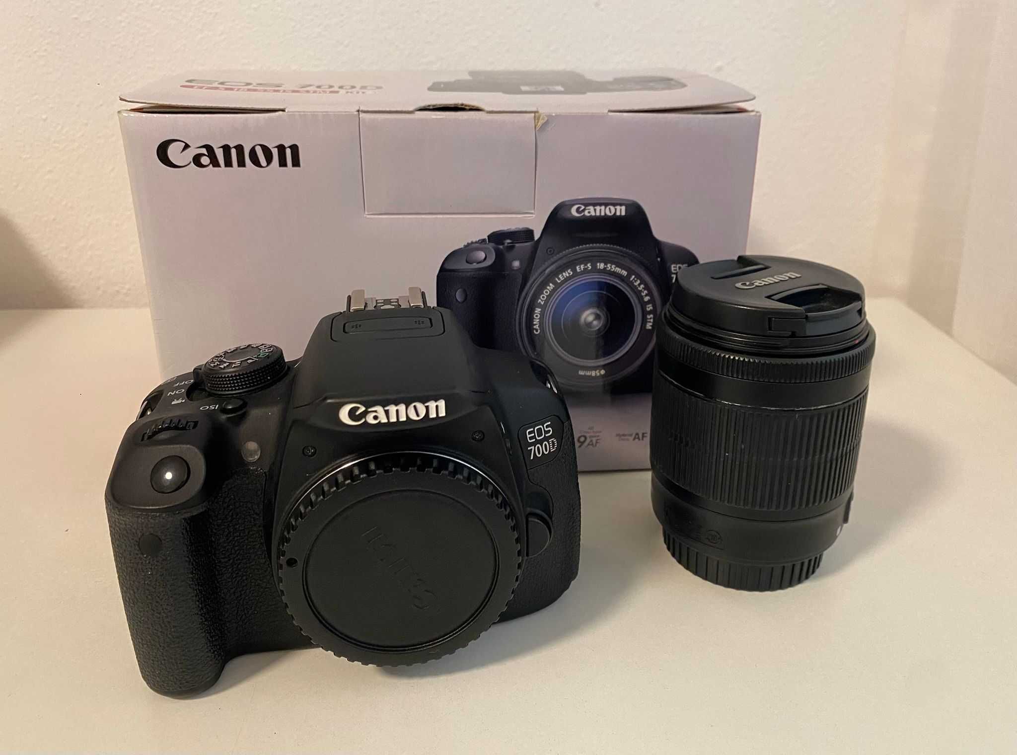 Canon 700D - Como nova + Extras