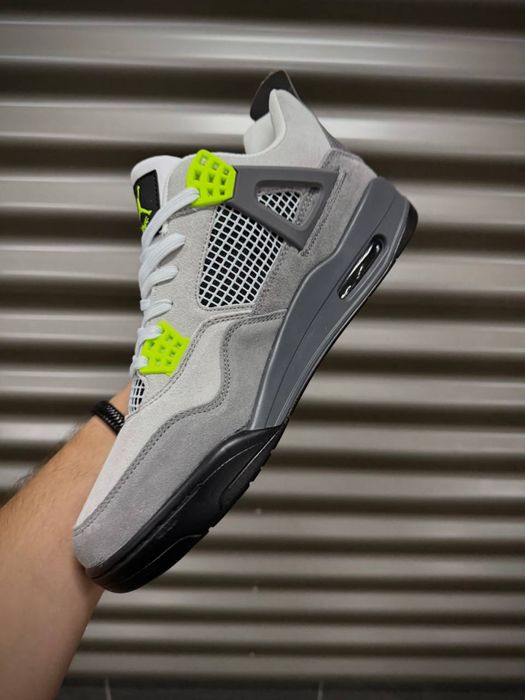 Чоловічі Кросівки Nike Air Jordan Retro 4 (Без предоплат )