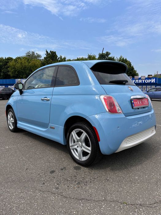 Fiat 500e рестайлінг 2016 рік