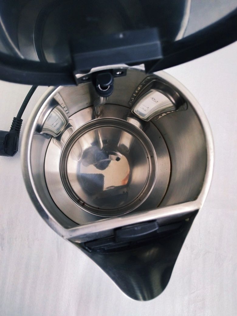 Електрочайник Tefal - BI7625. Нерж. 1,7 L