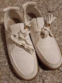 Białe buty mokasyny półbuty rozmiar 40
