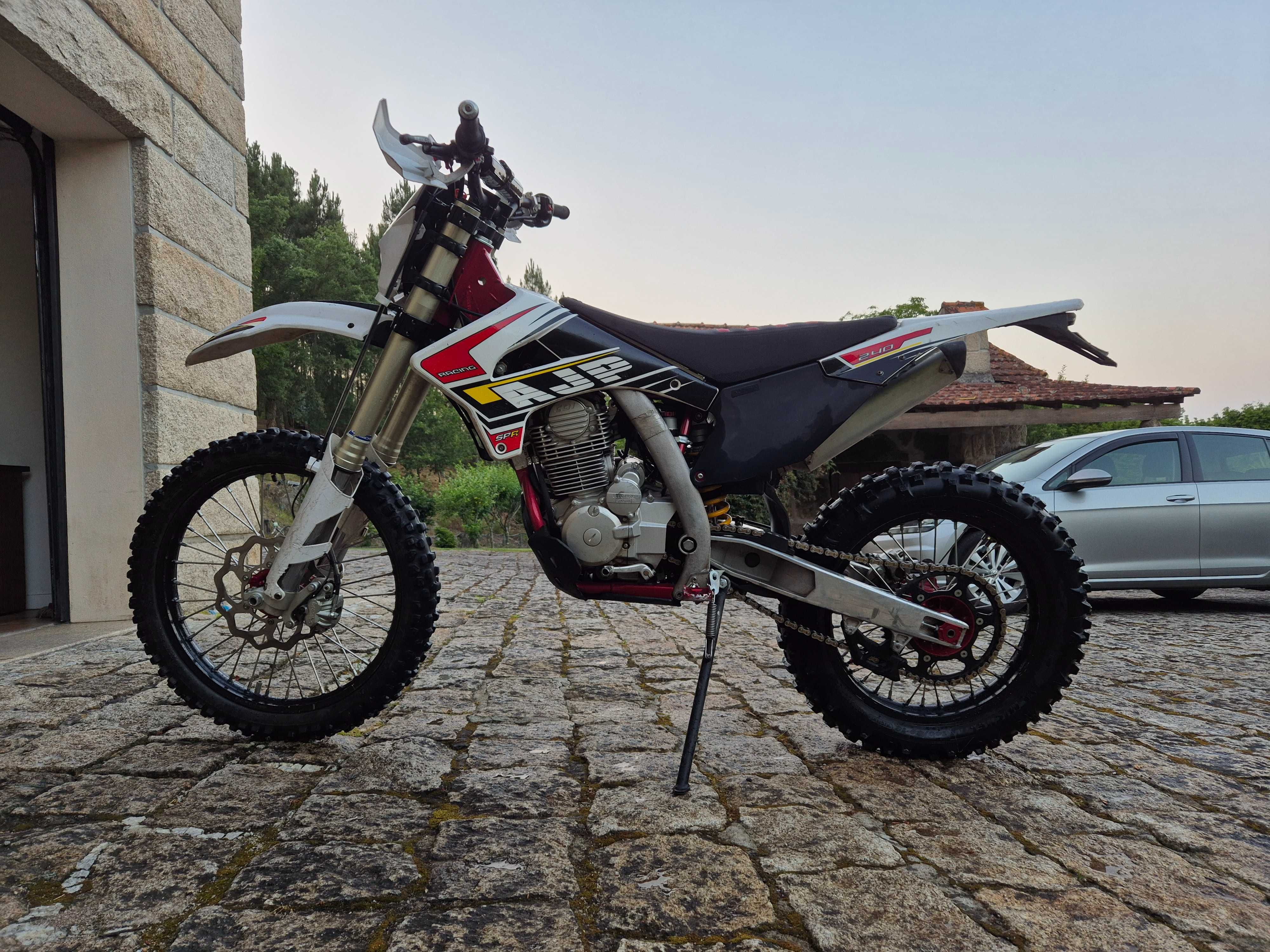 AJP spr 240 Extreme