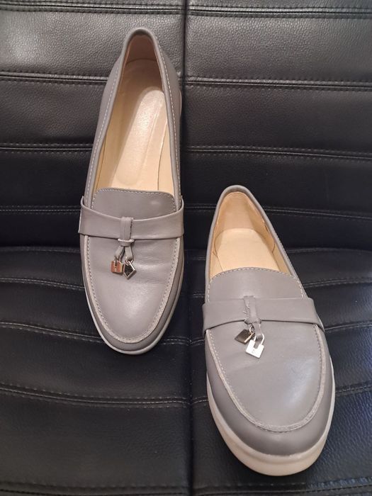 Лофери жіночі. Шкіра, 39 розмір.