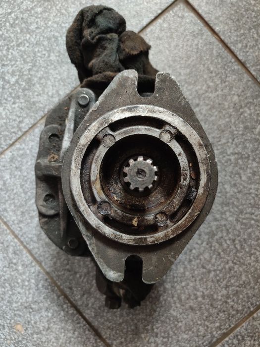 Wózek widłowy Bułgar rozdzielacz,pompa wspomagania