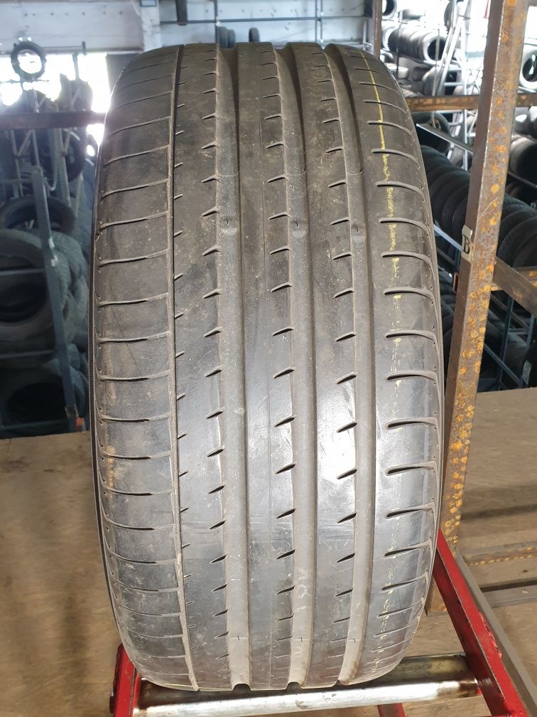 275/40R19 105Y Yokohama Advan Sport V105       L188/200B