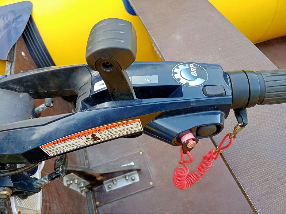 Silnik Evinrude E-Tec 30km,