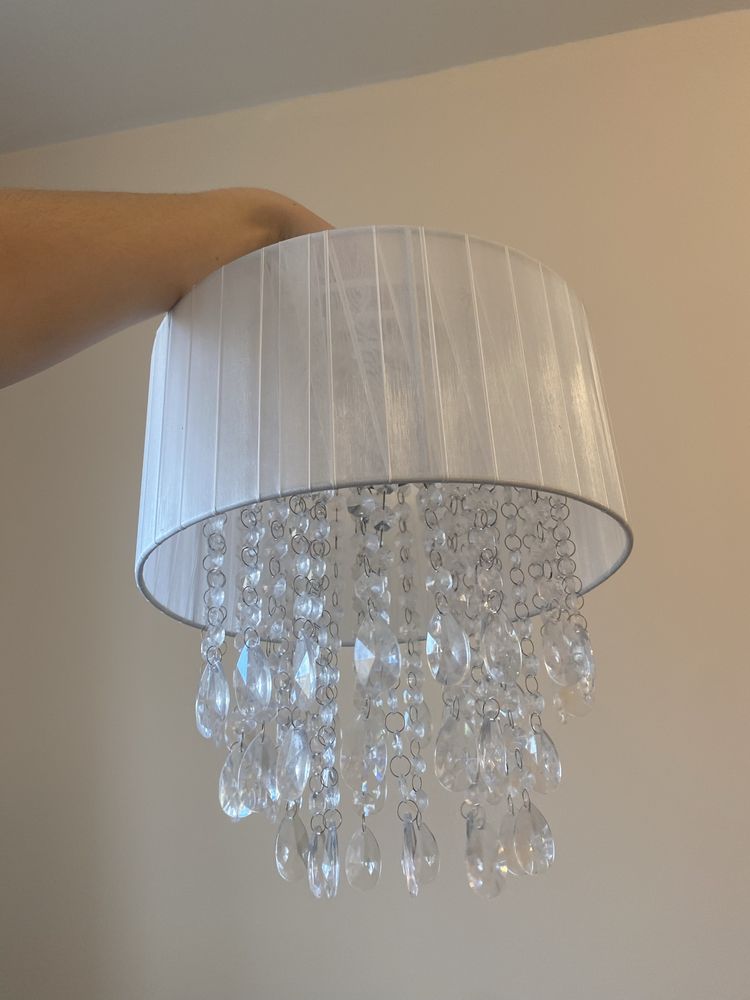 Lampa sufitowa kryształki biały tiul