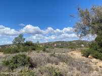 Lote de terreno rústico localizado junto ao Castelo de Paderne, Alb...