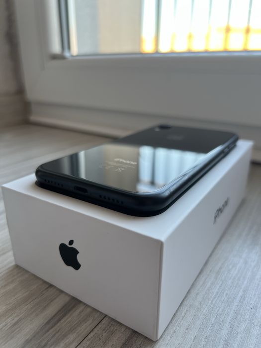 IPhone XR Black 128gb