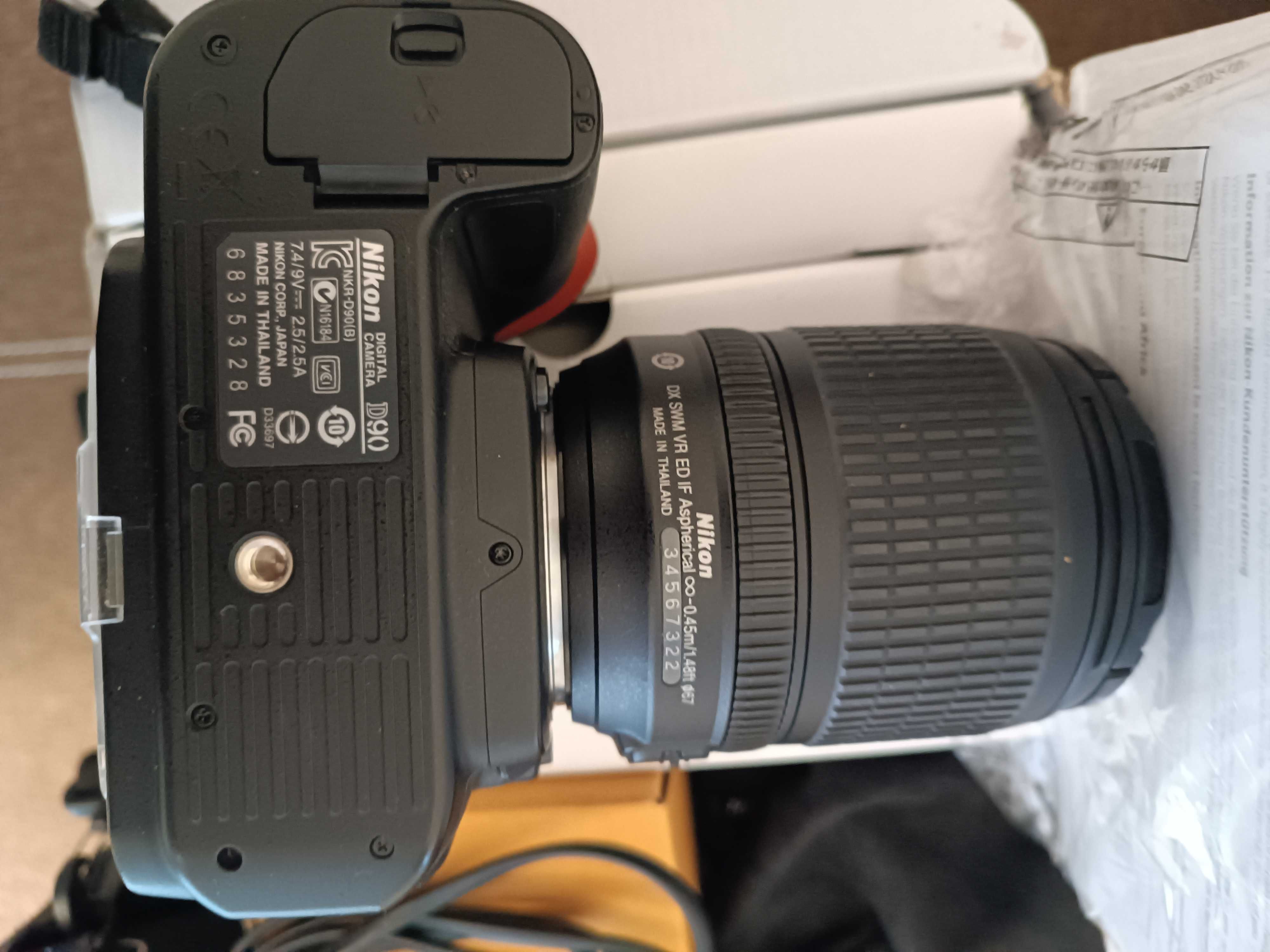 Фотоаппарат Nikon D90 18-105mm VR Kit